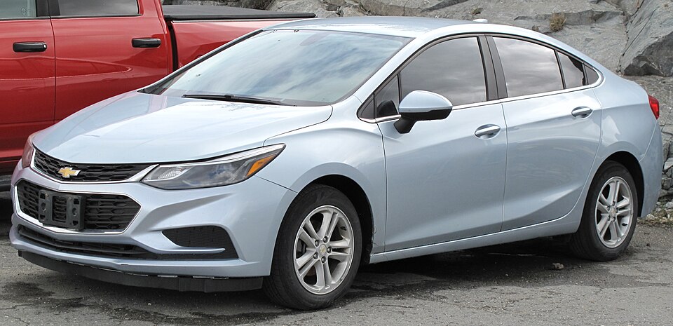 Chevrolet Cruze — автомобиль марки Chevrolet