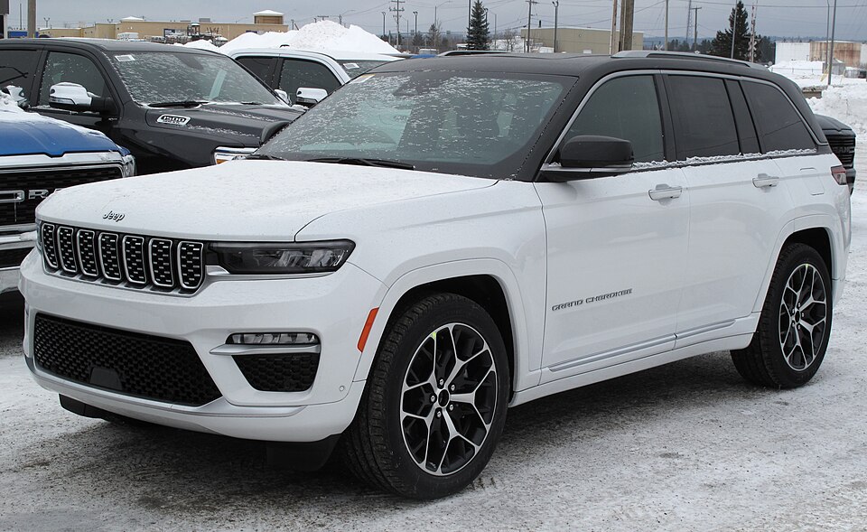 Jeep Grand Cherokee — автомобиль марки Jeep