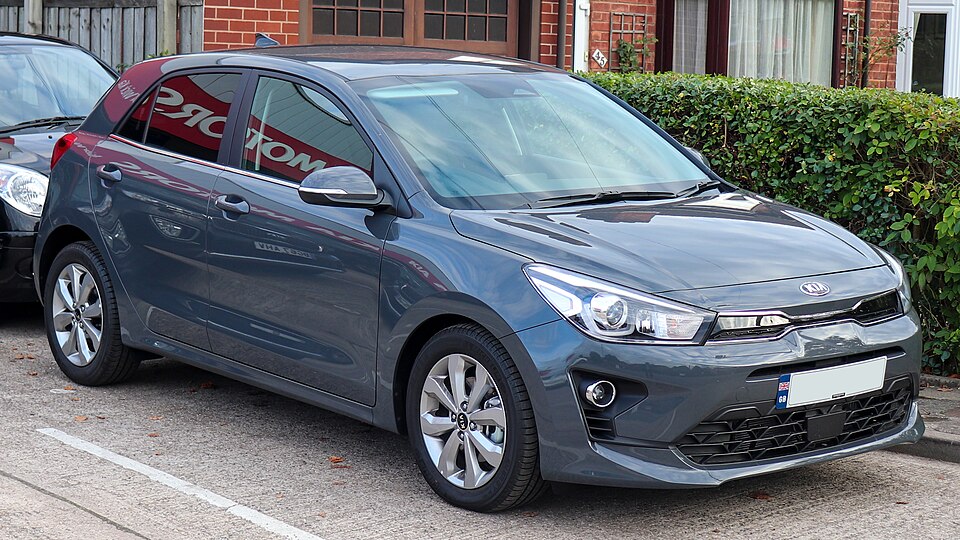 Kia Rio — автомобиль марки Kia
