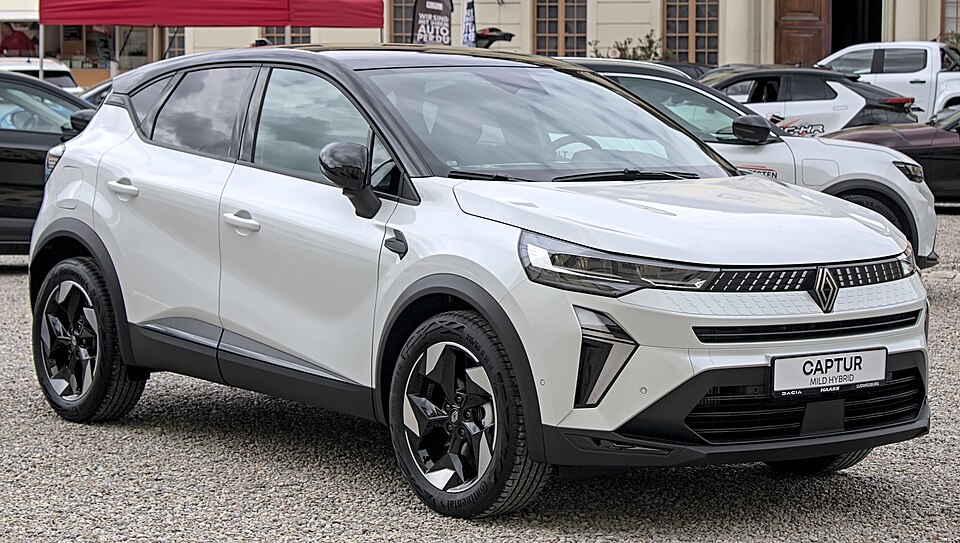 Renault Captur — автомобиль марки Renault